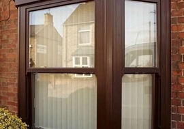 انواع پنجره،پنجره چوبی